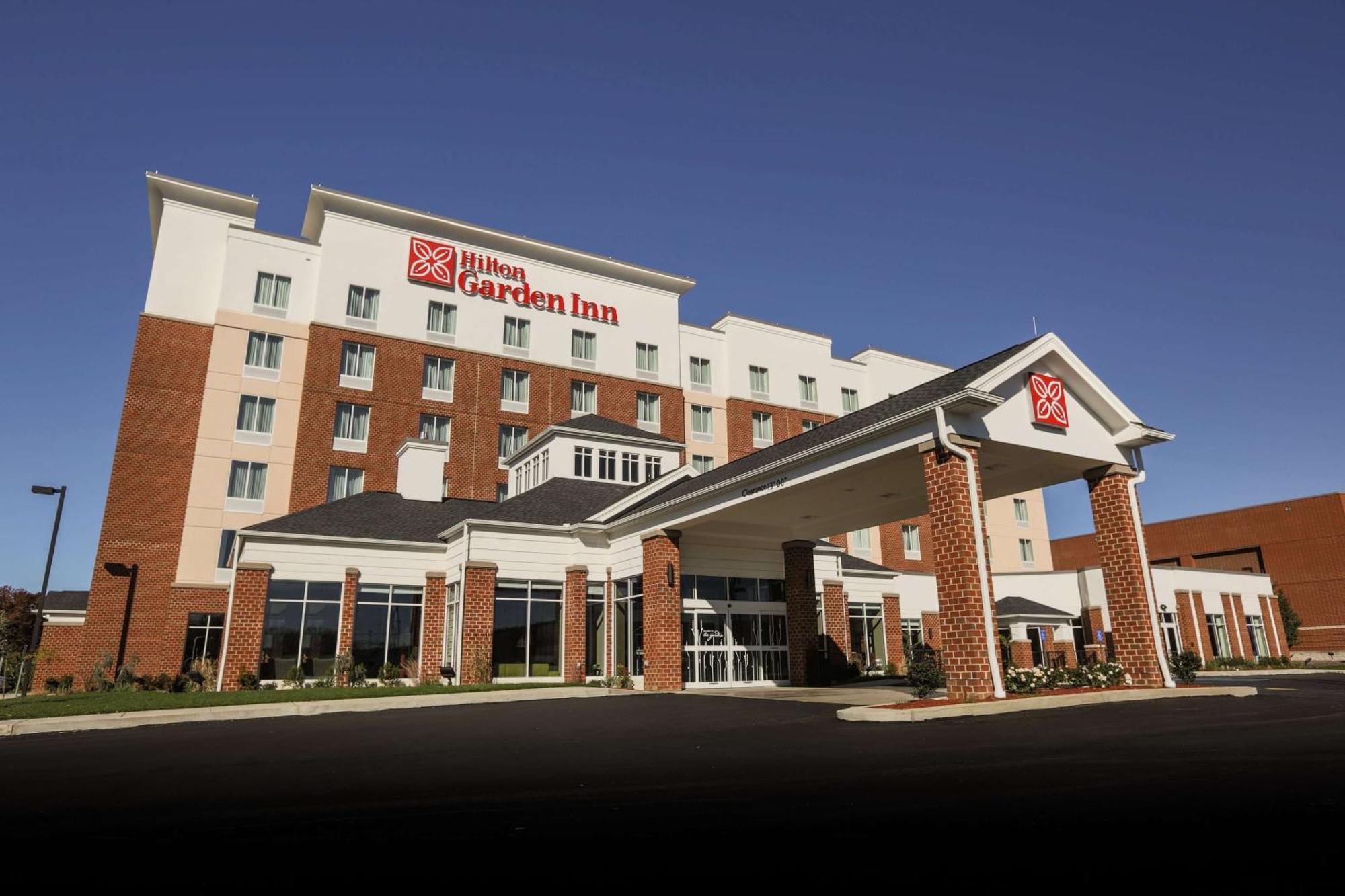 Hilton Garden Inn Indiana At Iup Exterior photo